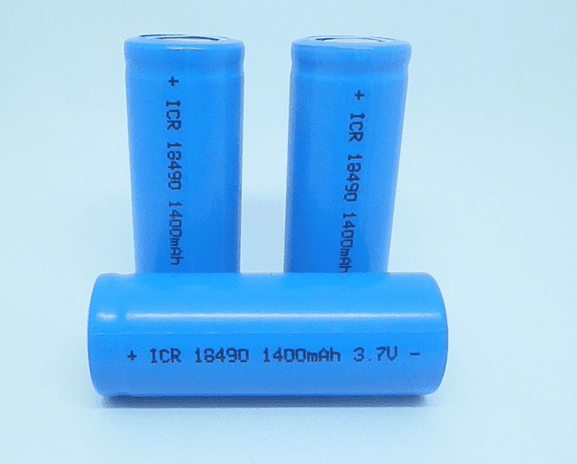 Lithium-Polymer (LiPo) — 18490 / 1400 mAh cylindrical